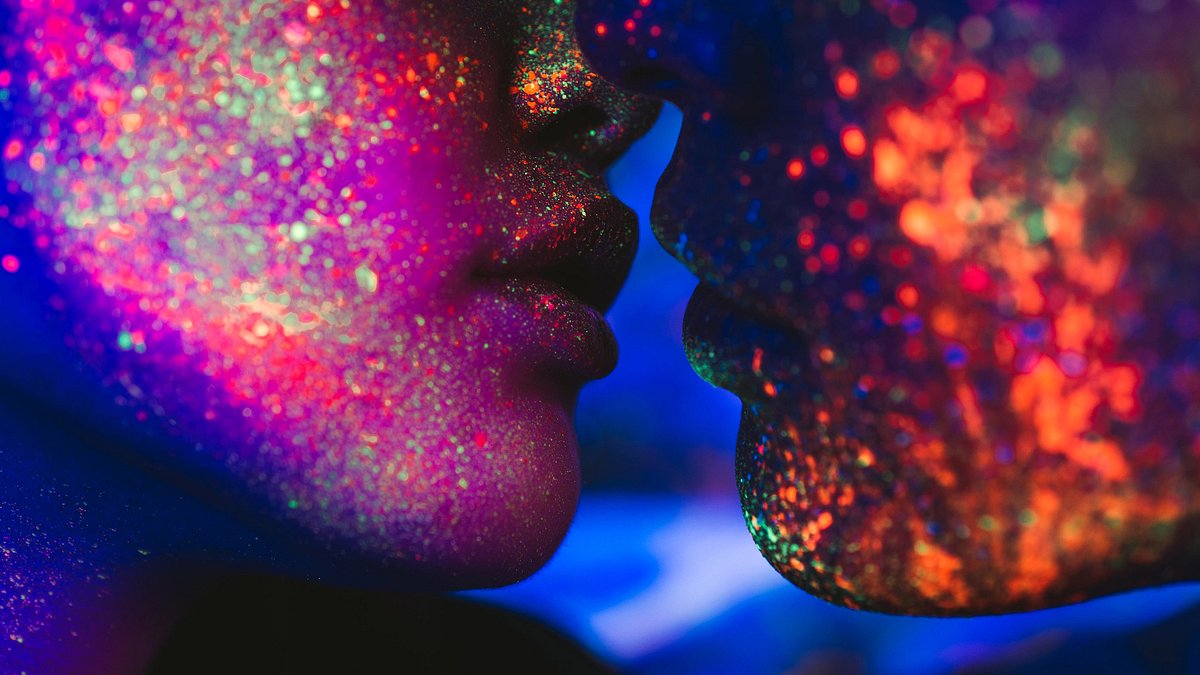 pop & passion