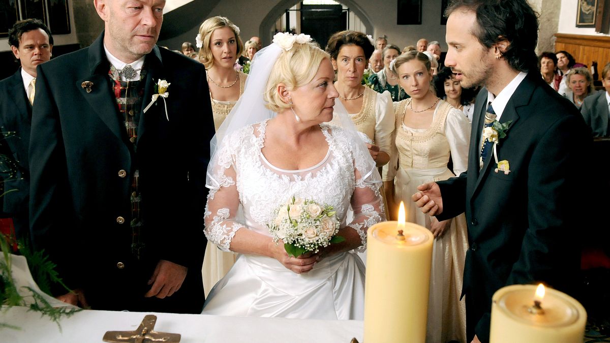 vier frauen und ein todesfall