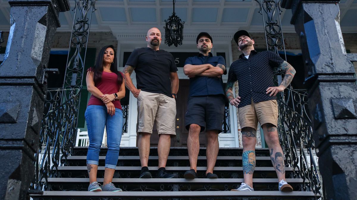 ghost hunters