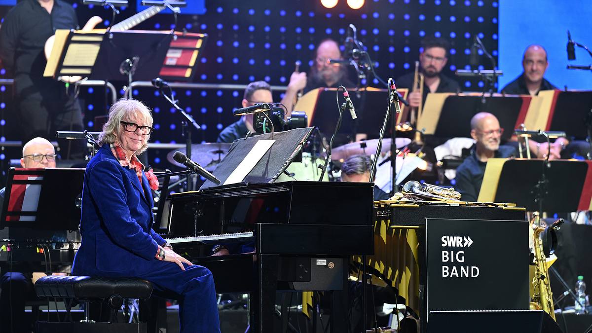 swr big band und helge schneider beim swr sommerfestival 2025 in speyer