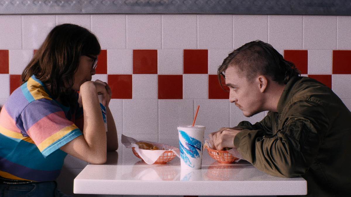 dinner in america - a punk love story