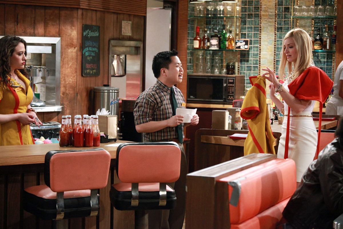 2 broke girls