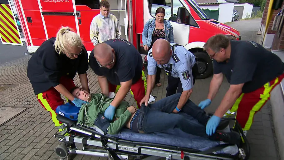 SOS - Retter im Einsatz sos - retter im einsatz