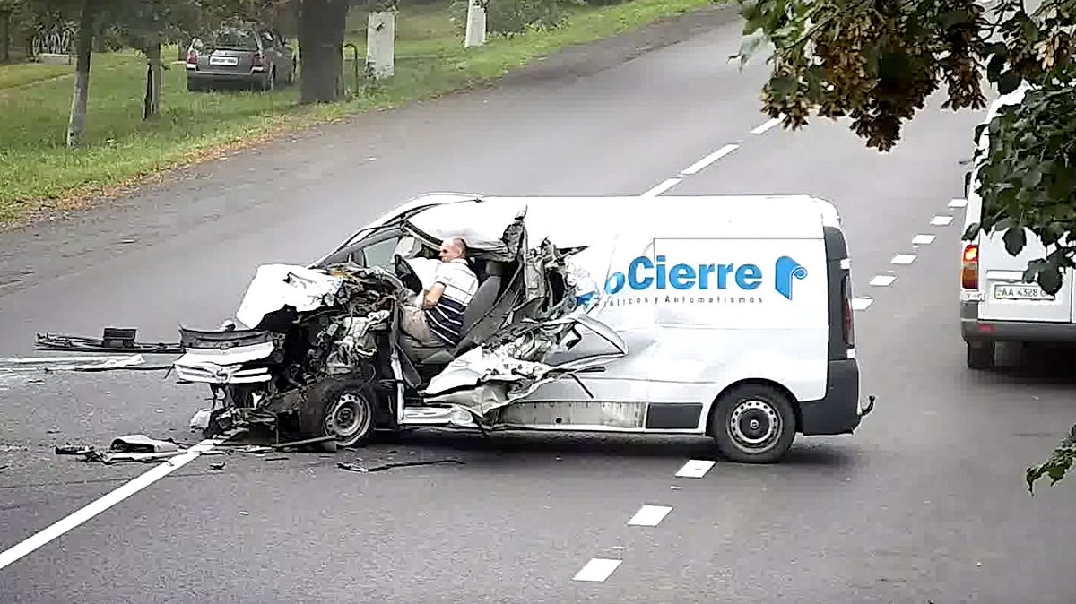 Abgefahren - Die spektakulärsten Dashcam Clips abgefahren - die spektakulärsten dashcam clips