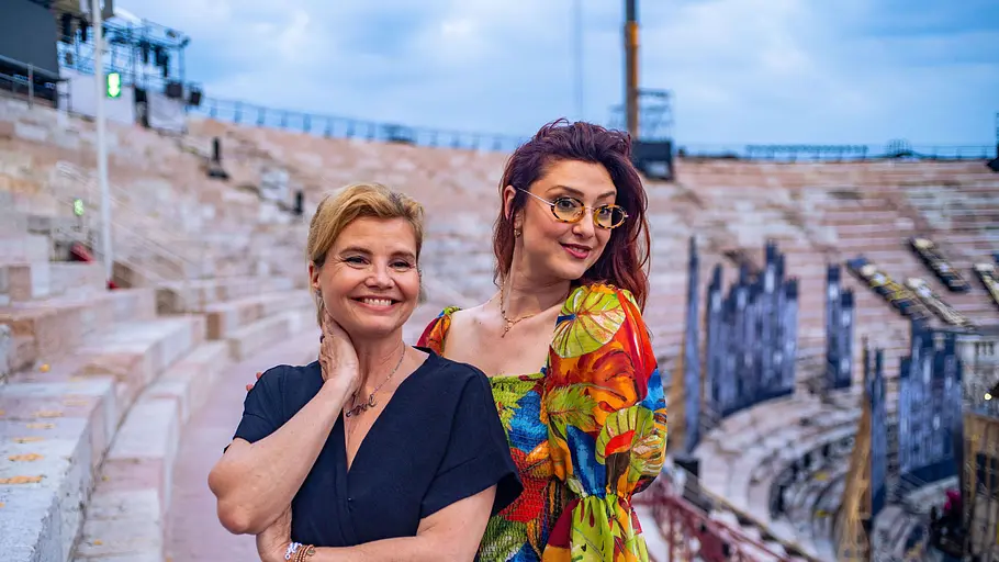 Arena. Verona. Gänsehaut. - Hinter den Kulissen von La Traviata arena. verona. gänsehaut. - hinter den kulissen von la traviata