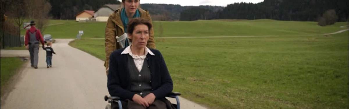 vier frauen und ein todesfall