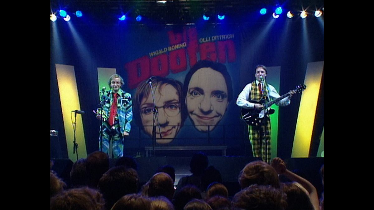 br retro: back on stage