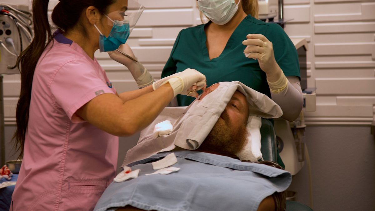 dr. pimple popper