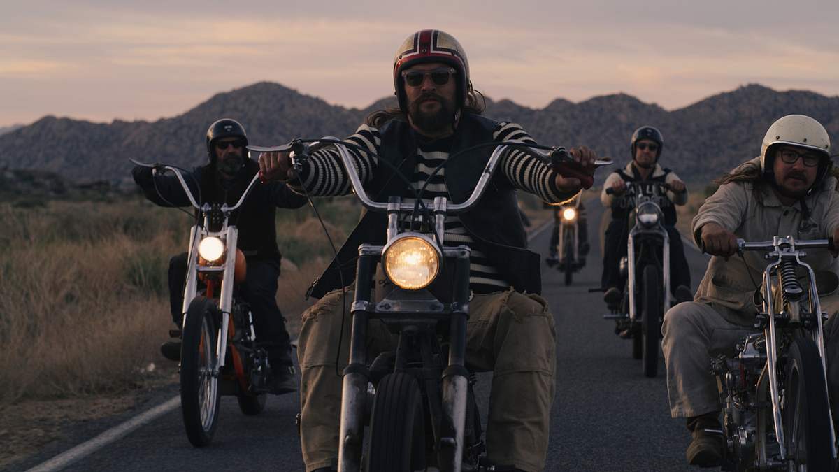 on the roam with jason momoa