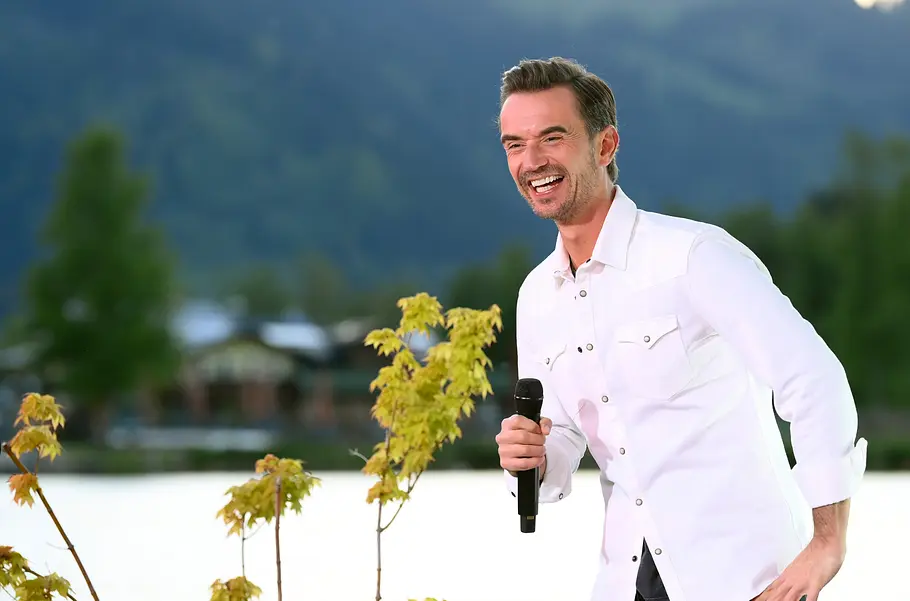 Die Schlager des Sommers 2022 - Die Märchenschloss-Nacht