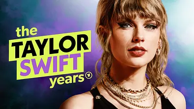 Titelbild zur Doku „The Taylor Swift Years – Schicksalsjahre eines Superstars“. - Foto: SWR/LOOKSfilm/Bianca Domula/IMAGO/Avalon.red