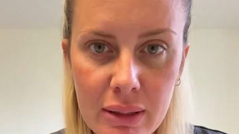 Pia Tillmann berichtet um ihre Angst um ihr Baby, nachdem sie einen Autounfall erlitten hat, und blickt besorgt in die Kamera - Foto: Instagram/Pia Tillmann