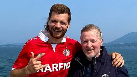 Joey Kelly muss bei 7 vs. Wild mit einem Fremden antreten: Jan Lange alias Jan Schlappen - Foto: Instagram.com/jan.schlappen/
