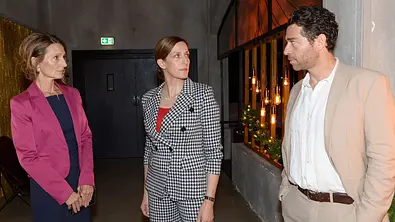 GZSZ: Rosa Carlos Katrin - Foto: RTL / Rolf Baumgartner