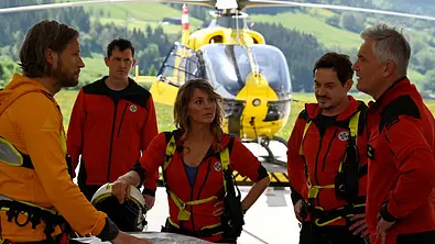 Das Team von „Die Bergretter“ bekommt prominenten Zuwachs. - Foto: ZDF und Barbara Bauriedl.