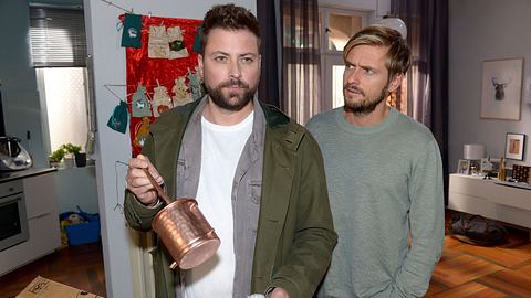 GZSZ: Philip und John - Foto: RTL / Rolf Baumgartner