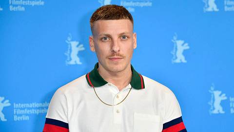Felix Lobrecht bei der Premiere von Sonne und Beton - Foto: IMAGO / Future Image