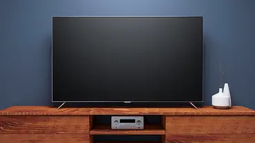 Günstigste Smart TVs - Foto: iStock/Customdesigner