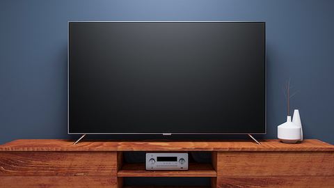 Günstigste Smart TVs - Foto: iStock/Customdesigner