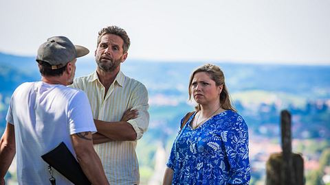 Sarah und Fabian bei Die Landarztpraxis. - Foto: SAT.1/Benedikt Müller