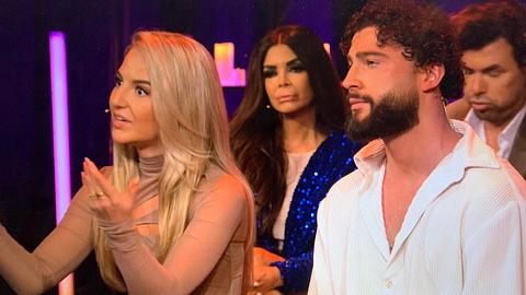 Temptation Island VIP: Emma und Umut - Foto: Screenshot: RTL+