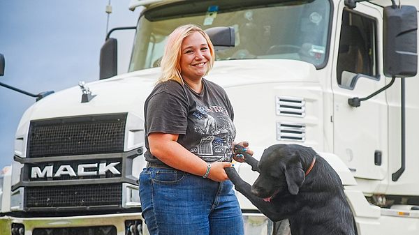 Ines ist das neuste Mitglied der Trucker Babes! - Foto: Kabel Eins