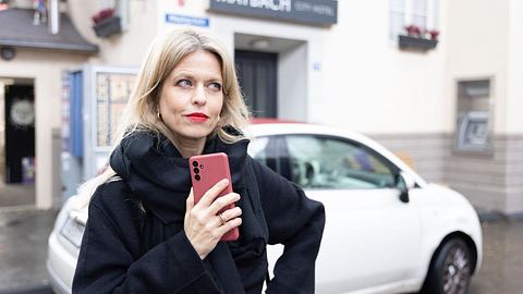 „Unter Uns“-Vorschau: Patrizia vergiftet Tobias! - Foto: RTL / Stefan Behrens