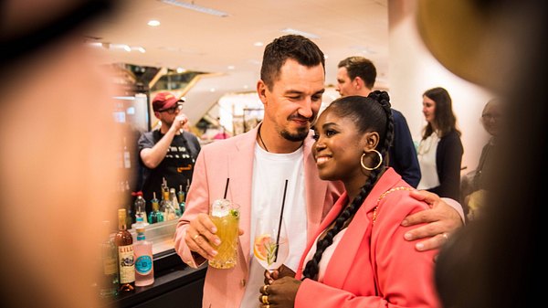 Motsi Mabuse: So lebt die „Let’s Dance“-Jurorin mit Ehemann und Tochter - Foto: IMAGO / Hartenfelser