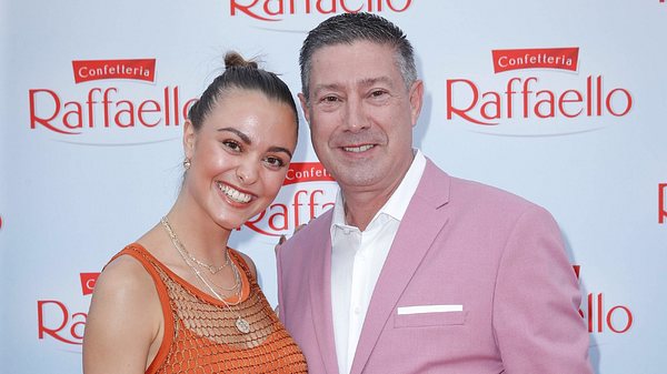 Joachim Llambis Töchter: Nach Katharina – jetzt zeigt er seine zweite schöne Tochter - Foto: IMAGO / VISTAPRESS