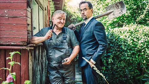 Tatort Münster: Jan Josef Liefers und Axel Prahl in Unter Gärtnern - Foto: WDR/Bavaria Fiction GmbH/Taimas Ahangar