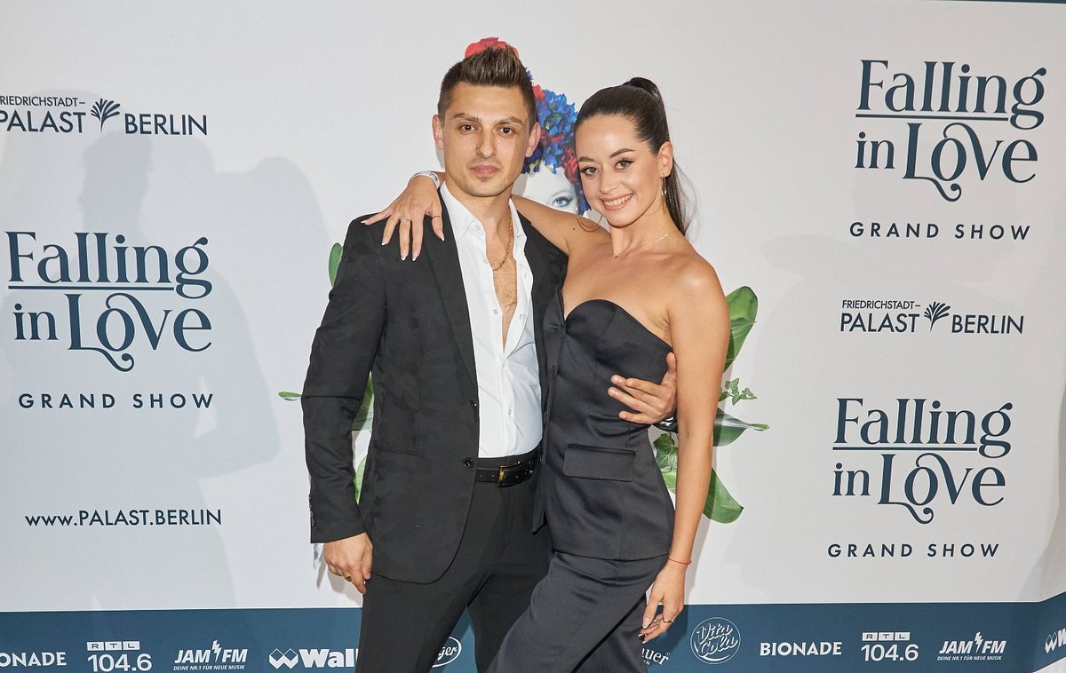 Lets Dance: Profitänzer Zsolt Sándor Cseke verheiratet? So lebt er mit Freundin Malika Dzumaev
