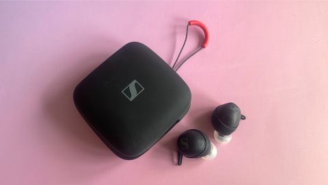 Sennheiser Momentum Sport Kopfhörer - Foto: TV Movie/Eigenes Bild