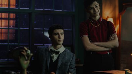„Dead Boy Detectives“ bei Netflix: Warum reden Teenager-Jungen nicht über ihre Gefühle? | Kritik & Interview - Foto: Netflix