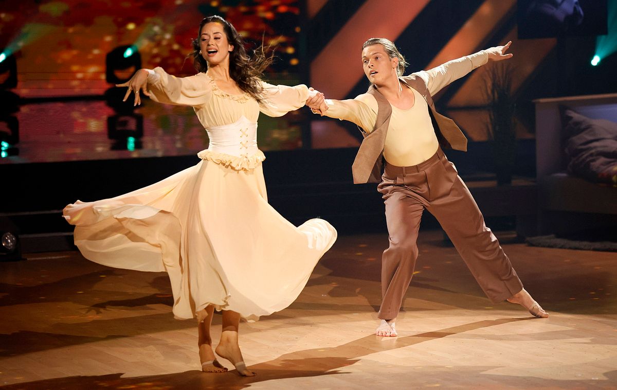 Let's Dance Gabriel Kelly und Malika Dzumaev bei Let's Dance