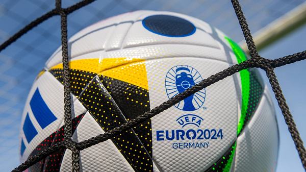 Deutschland EM Spielball - Foto: IMAGO / Herrmann Agenturfotografie