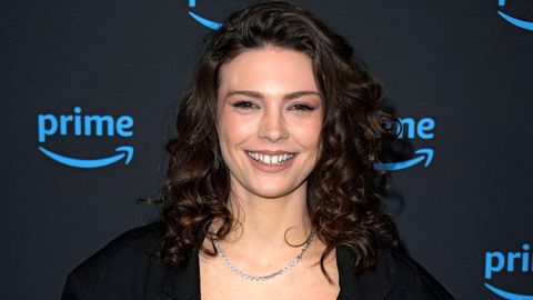 Harriet Herbig-Matten spielt Ruby Bell in maxton hall - Foto: IMAGO / Future Image