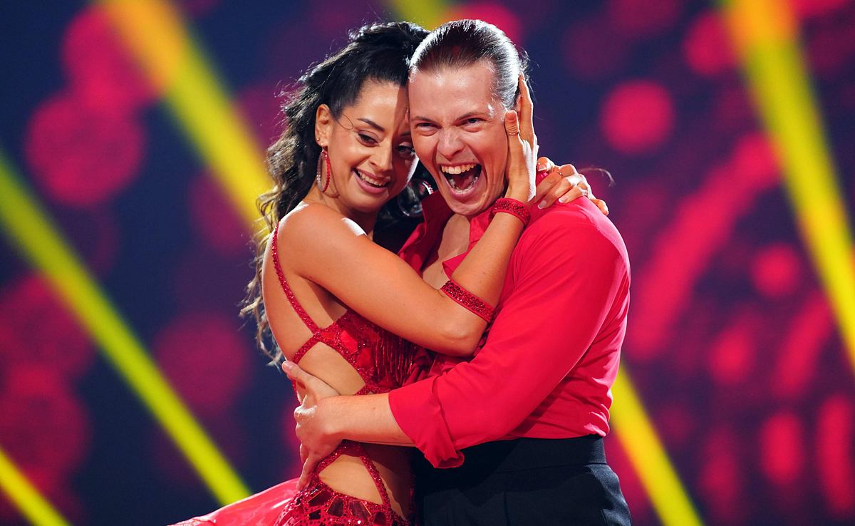 Let's Dance: Sieger Gabriel Kelly mit Malika Dzumaev