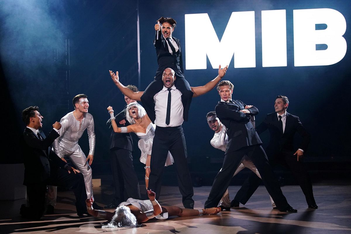 Let's Dance, Finale 2024: Ekaterina Leonova und Detlef Soost - Men in Black