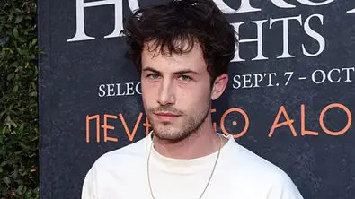 Deshalb hörte „Tote Mädchen Lügen nicht“-Star Dylan Minnette wirklich mit der Schauspielerei auf - Foto: Rich Polk / Getty Images