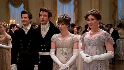 Vier Bridgerton Stars - Foto: LIAM DANIEL/NETFLIX