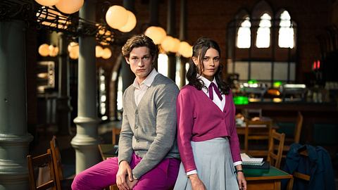 Maxton Hall Stars: Damian Hardung und Harriet Herbig-Matten, - Foto: Prime Video / Stephan Rabold