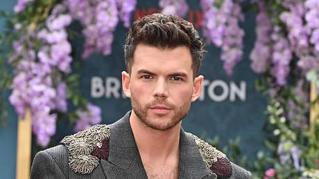 Bridgerton Star Luke Newton - Foto: IMAGO / FAMOUS
