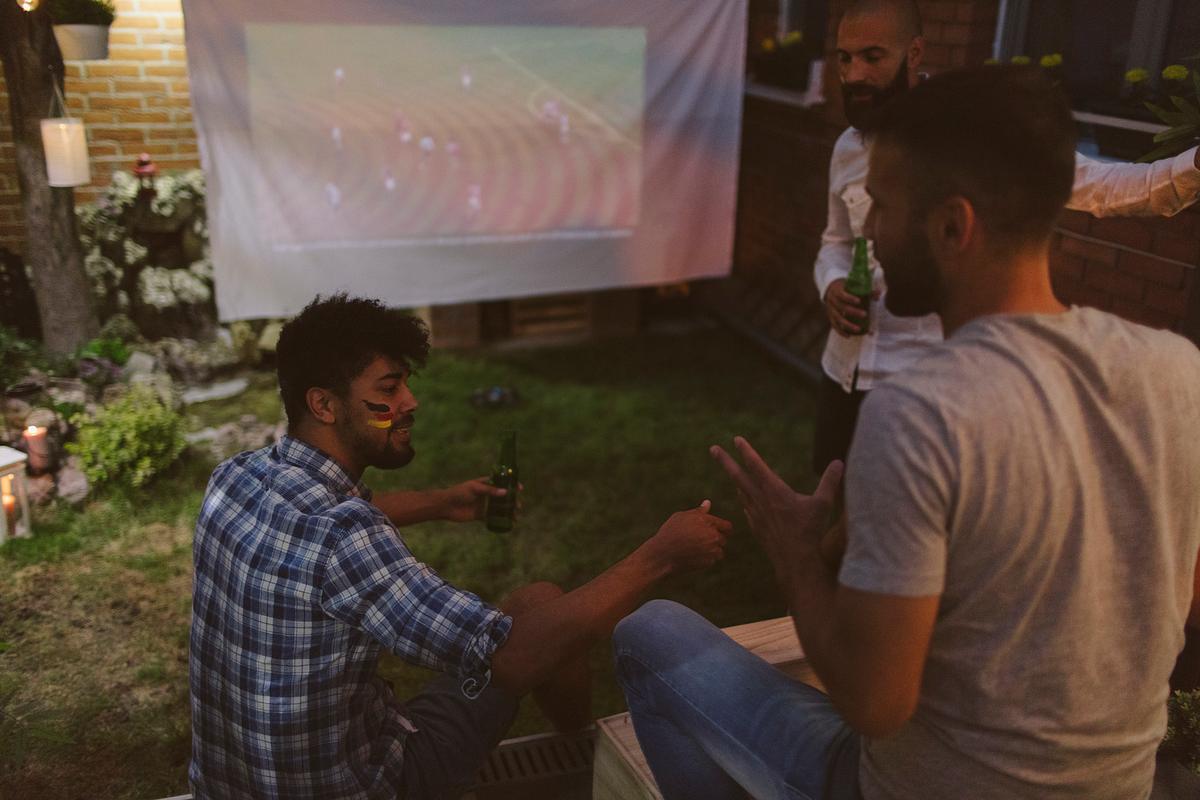 Deutschland ist im EM-Fieber: Diese Gadgets brauchen alle Fußballfans!