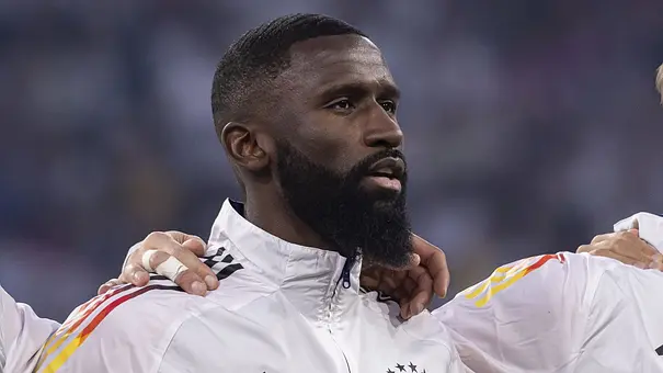 Antonio Rüdiger: Wer ist seine Spielerfrau Laura? - Foto: Sven Beyrich/Eurasia Sport Images/Getty Images Antonio Rüdiger: Wer ist seine Spielerfrau Laura? - Foto: Sven Beyrich/Eurasia Sport Images/Getty Images