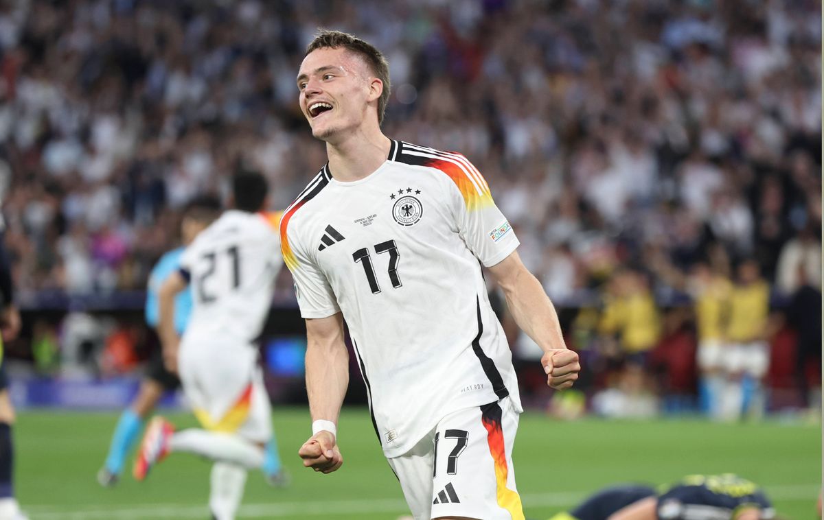 Florian Wirtz jubelt bei der EM.