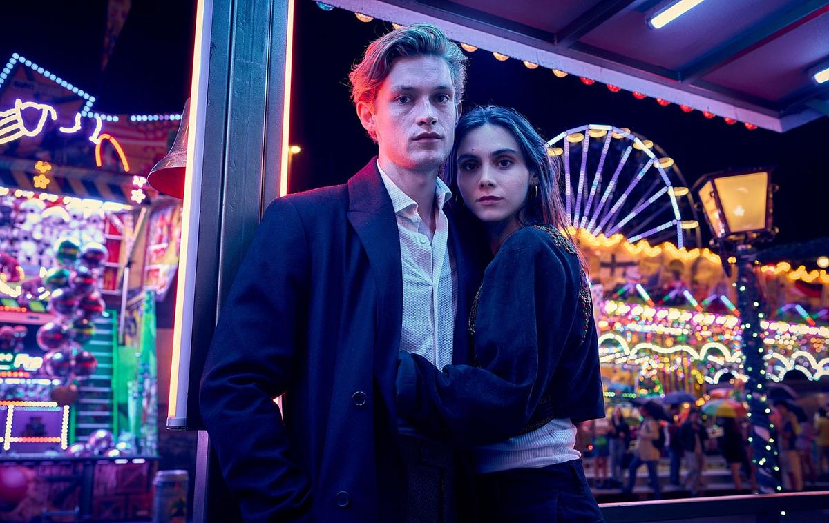 Damian Hardung und Havana Braun für die Serie Love Sucks