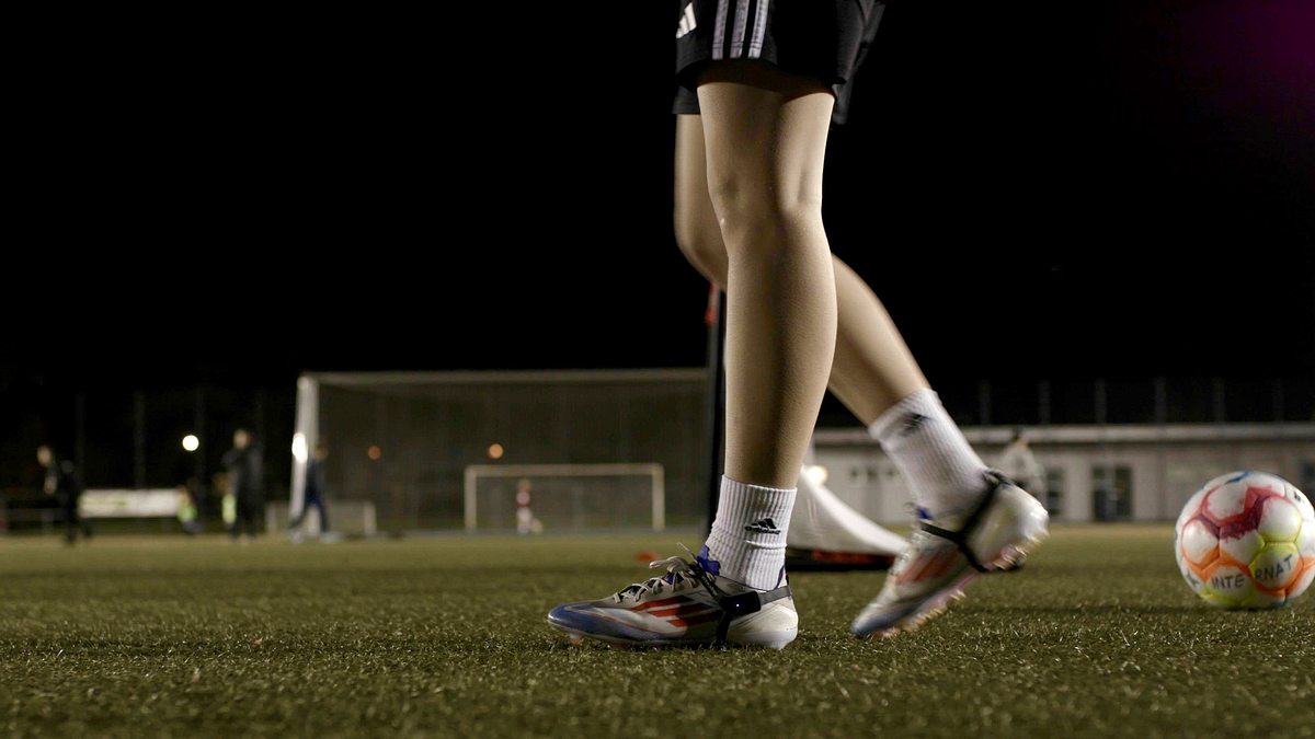 kick it like women – talente und träume im frauenfußball