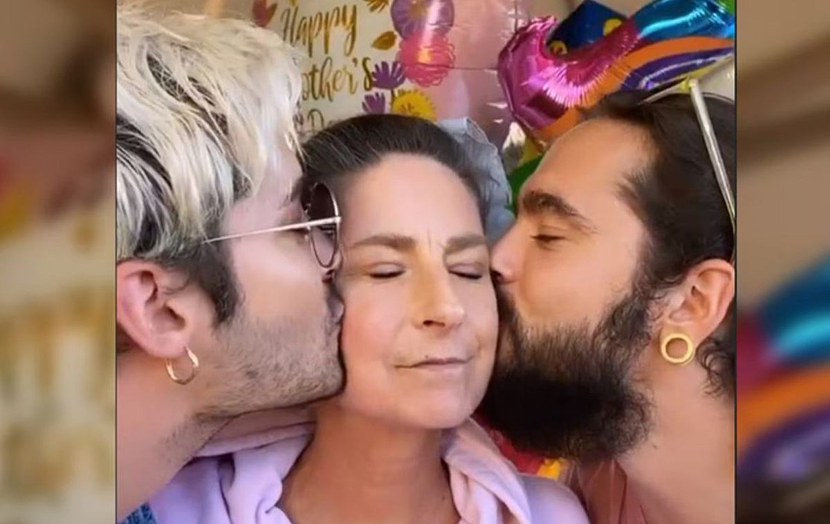Tom und Bill Kaulitz stellen Fans ihre Mutter Simone Charlotte Kaulitz vor