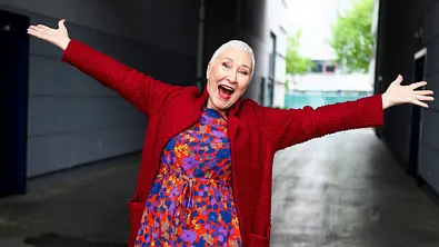 alles-was-zaehlt-rueckkehr-scholz - Foto: RTL/ Julia Feldhagen