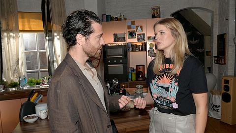 GZSZ: Alicia und Carlos - Foto: RTL / Rolf Baumgartner